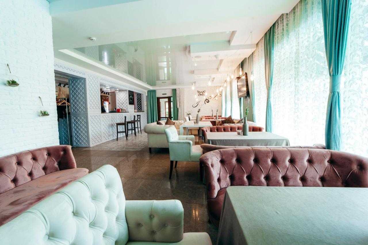 Hotel Butterfly Sadove Luaran gambar
