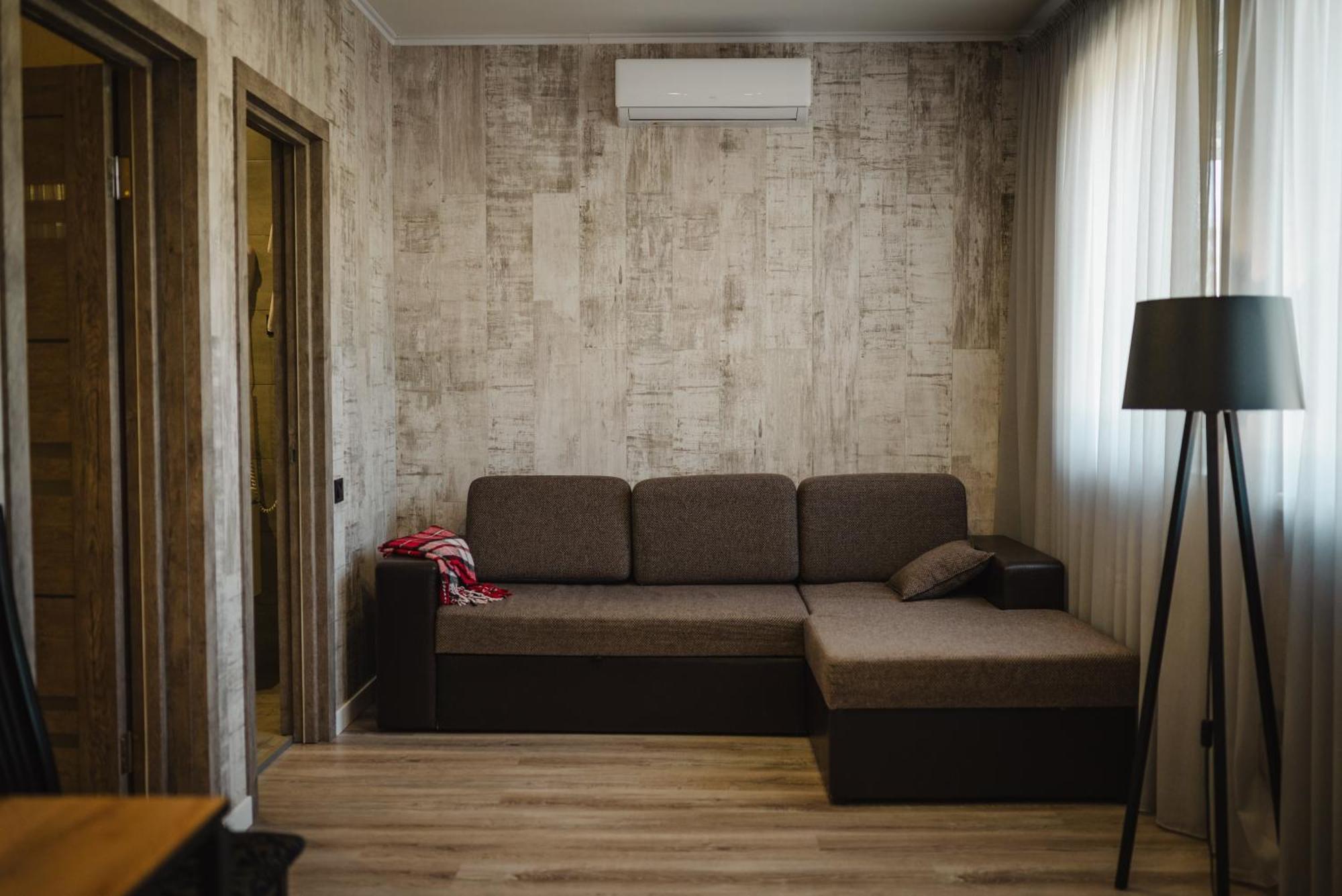 Hotel Butterfly Sadove Luaran gambar